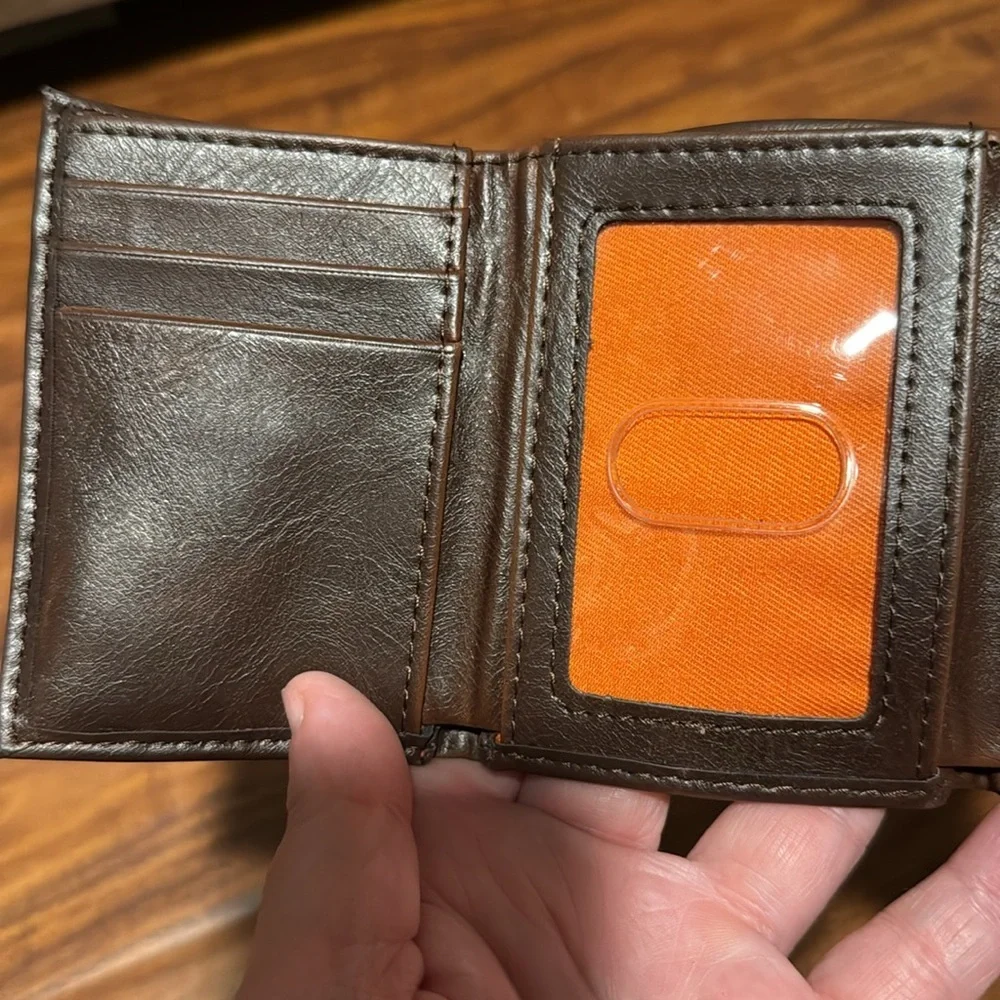 New Levi’s Trifold Brown coated Leather Wallet
